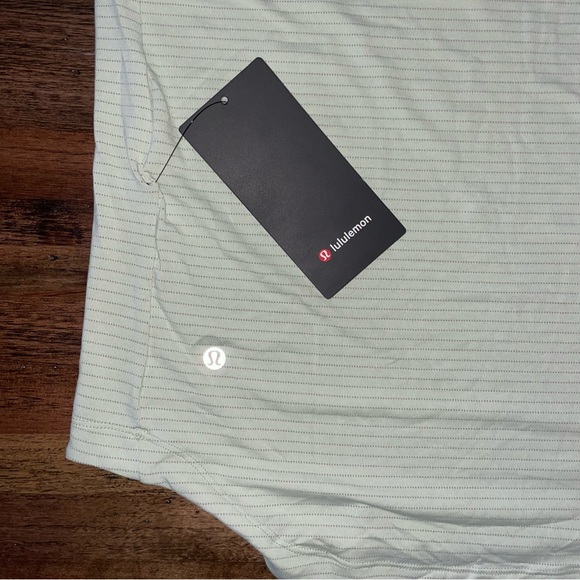 Mens Large, Lululemon Drysense SS Tee, Light Green, MSRP $78 - Picture 5 of 5